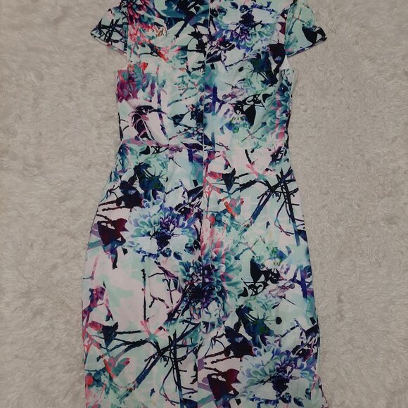 Bebe Women's Floral Cap Sleeve Wrap Style Knee Length Dress Size 8 - Picture 8 of 8